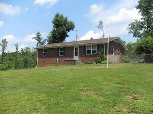 760 Belcher Ln, Dunmor, KY 42339