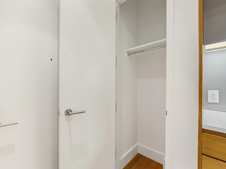 150 4th Ave #7A — Photo 7