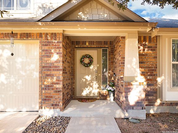 2nd image of 8526 FESS PARKER DR