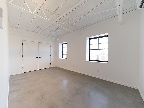 4th image of 21 Green St APT 3C