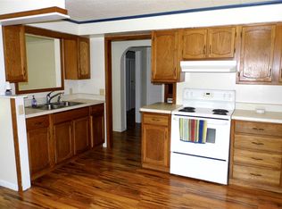11765 E 600 N, Orland, IN 46776