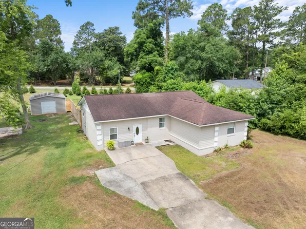 515 Morningside Cir, Millen, GA 30442