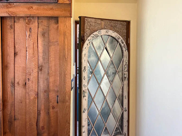 211 E Houghton St #A — Photo 17