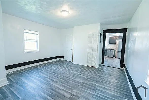 527 N 20th St — Photo 6