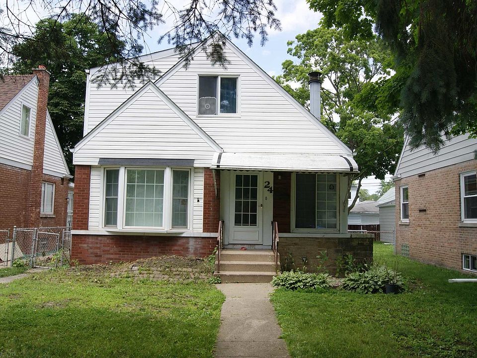 1st image of 24 167th St