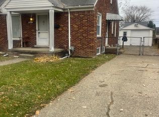 23784 Brittany Ave, Eastpointe, MI 48021