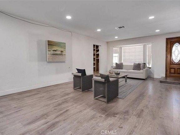 5th image of 6233 Coriander Dr