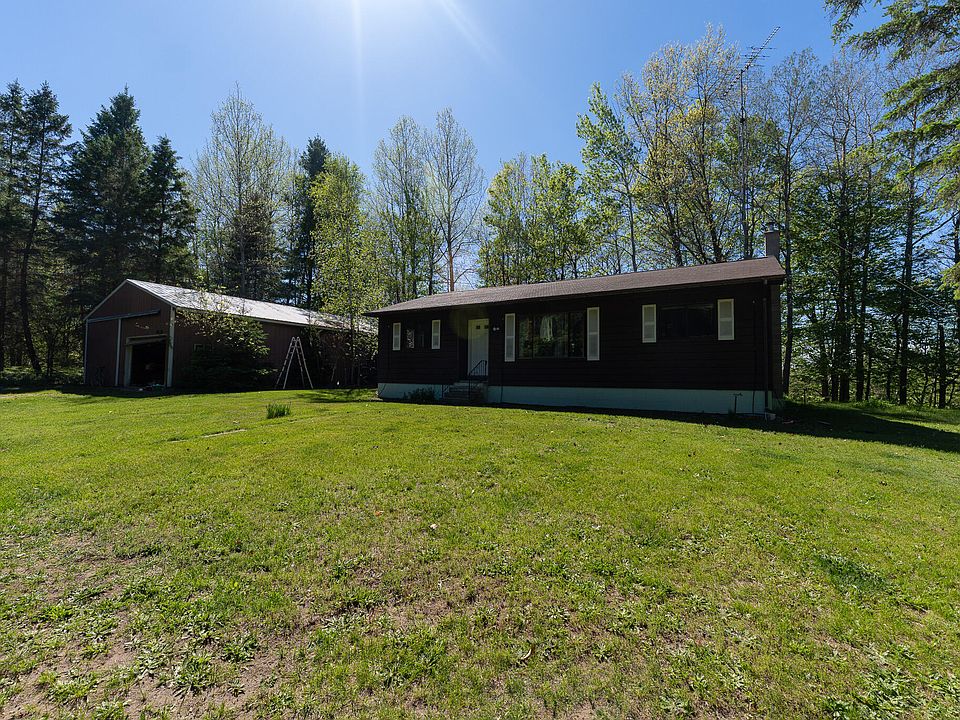 1st image of 1583 N Dennis Rd