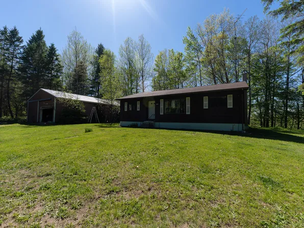 1583 N Dennis Rd, Ludington, MI 49431