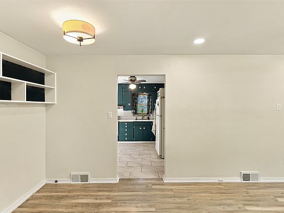 4th image of 1702 Elder Ln