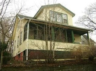 10 Town Hill St, Quincy, MA 02169