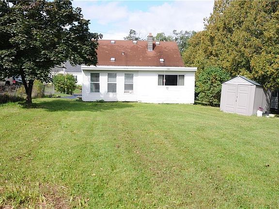 4th image of 3212 Valley Pl
