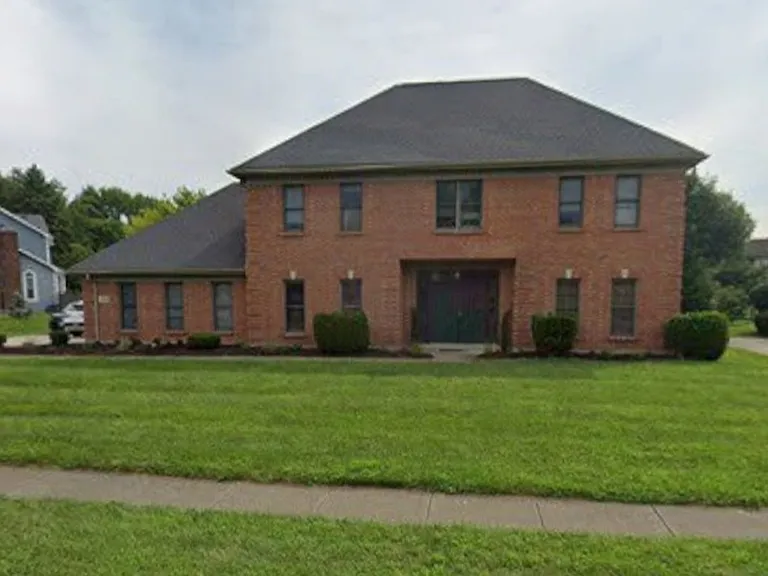 324 Redwood Blvd — Photo 3