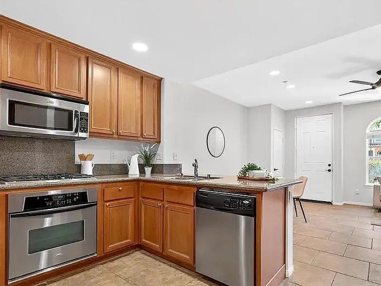 11313 Zapata Ave #344E — Photo 6