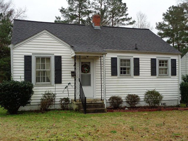 1st image of 122 Park Dr