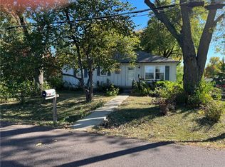 303 W Allen St, Spring Hill, KS 66083