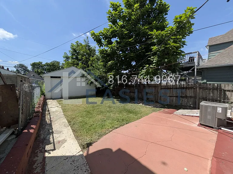 623 Northrup Ave — Photo 21