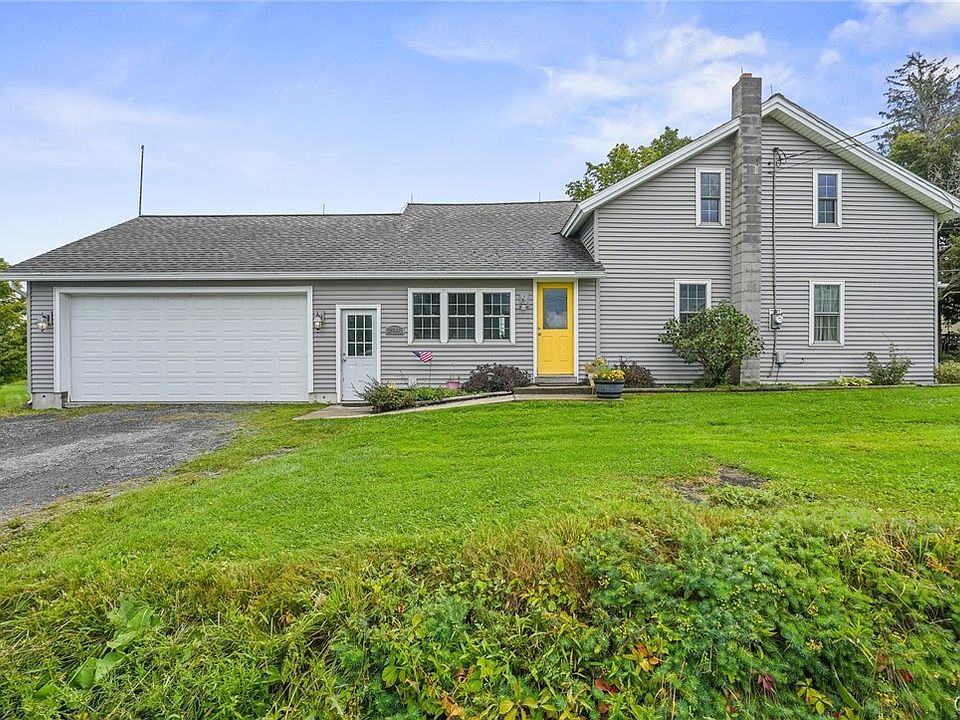 1st image of 2684 Henneberry Rd
