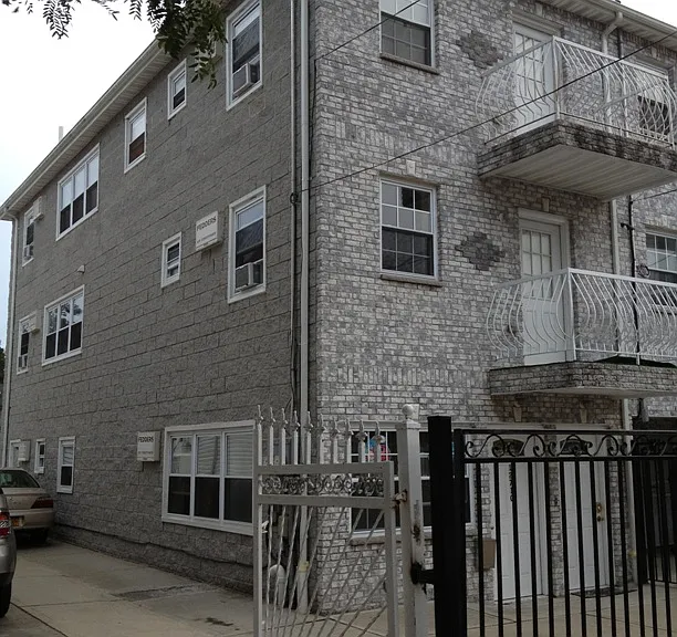 127-10 97th Ave #3 — Photo 1
