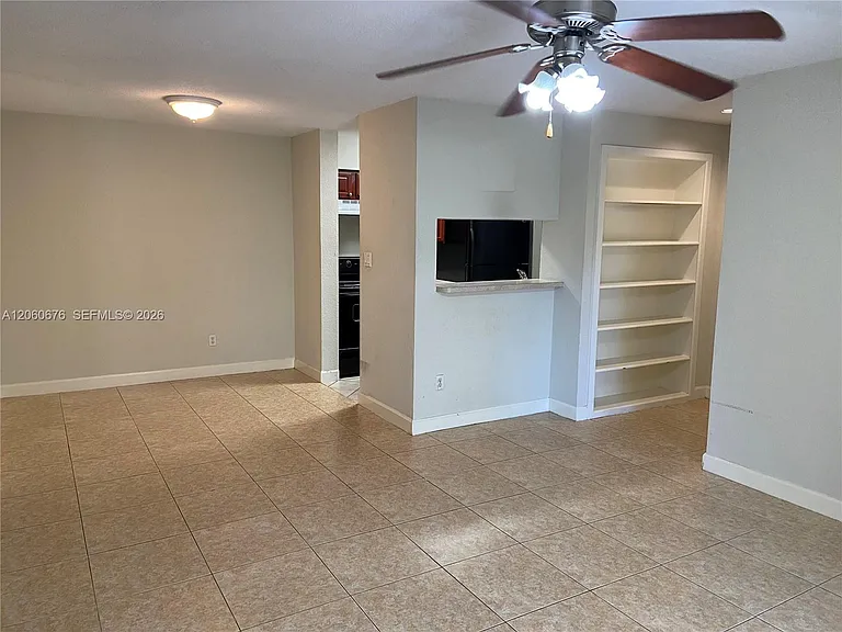 755 Riverside Dr #1316 — Photo 4