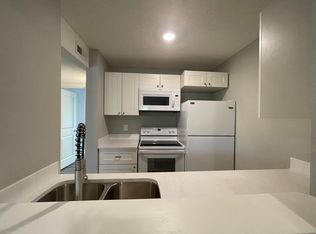 230 Mount Hope Ct #211-13, Lawrence, KS 66044