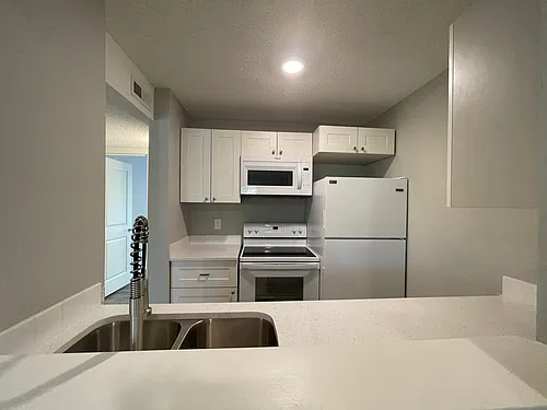 230 Mount Hope Ct Photo 1