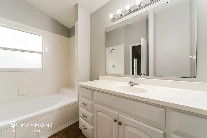 11413 Kenley Cir — Photo 13