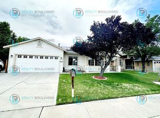 930 Del Sol St, Sparks, NV 89436