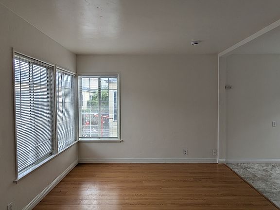 3rd image of 10905 S Freeman Ave