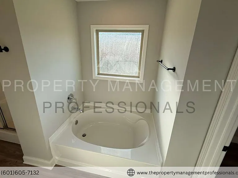 563 Patrick Farms Dr — Photo 40