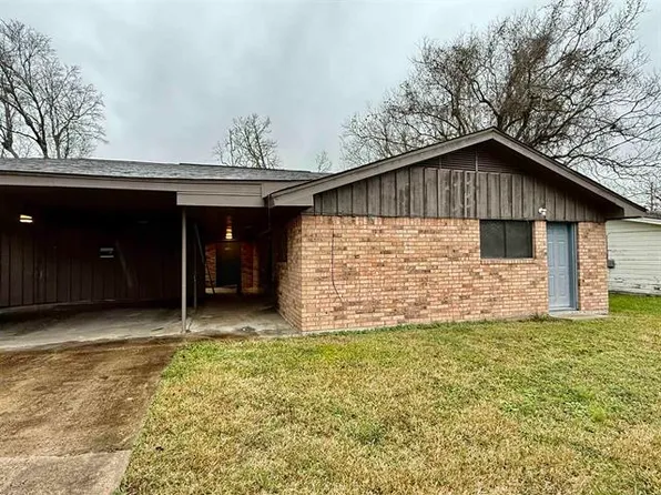 240 Turner Ln #242, Bridge City, TX 77611