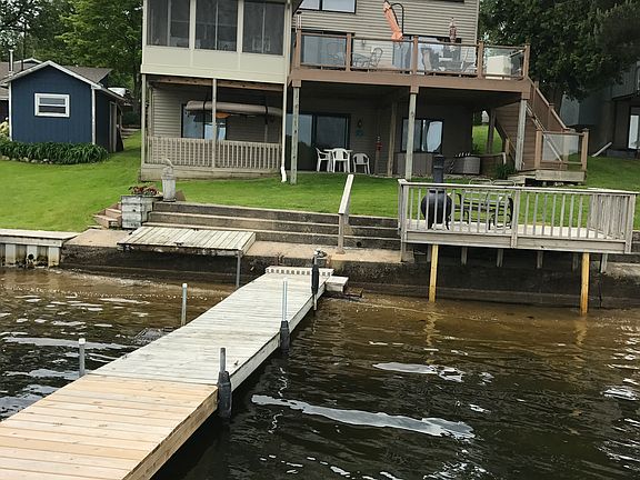 4th image of 780 Hillcrest Dr