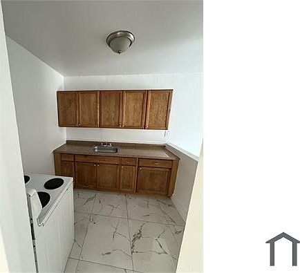 2nd image of 1001 NW 45th Ave APT 116