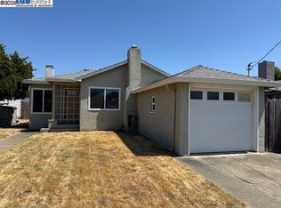988 Post St, Alameda, CA 94501