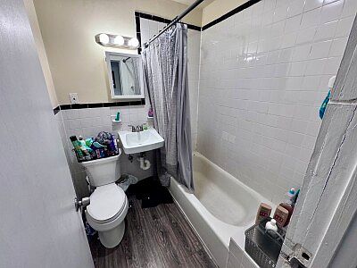 5th image of 116 Brook St APT 1