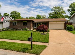 3106 Donnycave Ln, Maryland Heights, MO 63043