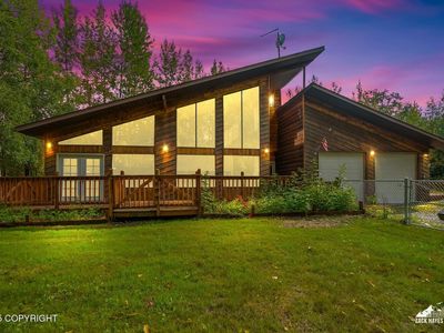 9850 E Strand Dr, Palmer, AK, 99645