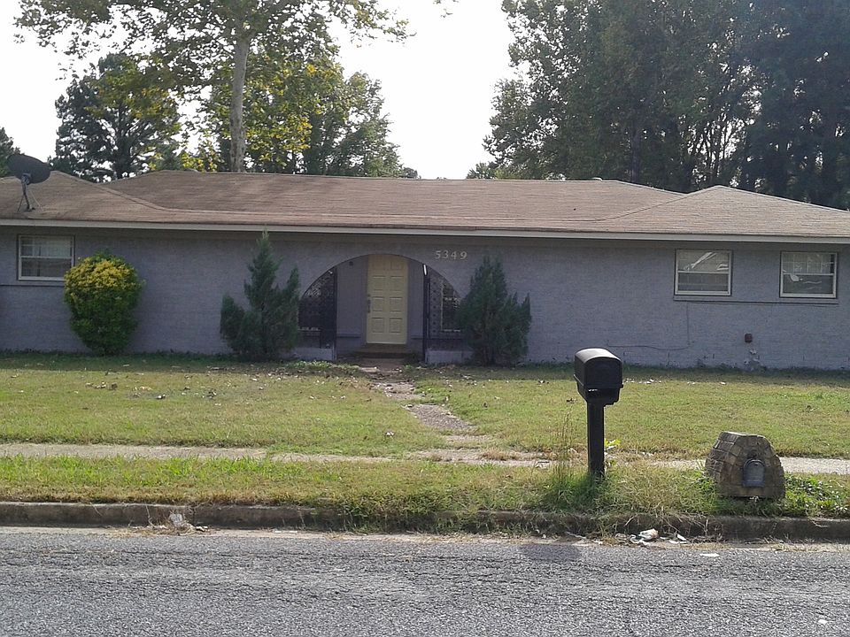 Street view off of Meadowick