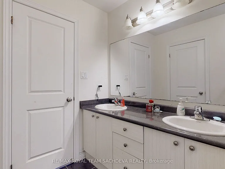 95 Fred Jackman Ave — Photo 30