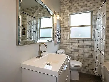 2318 E Kensington Ave — Photo 12
