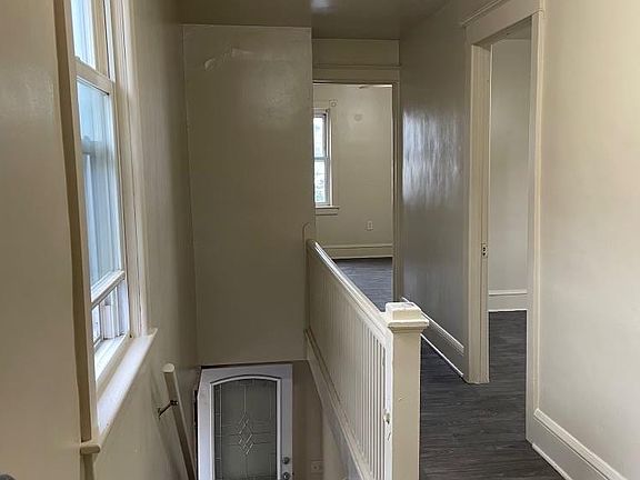 4th image of 2434 Sycamore St APT 2