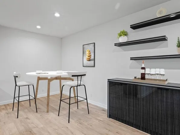 2021 N Beachwood Dr APT 7, Los Angeles, CA 90068