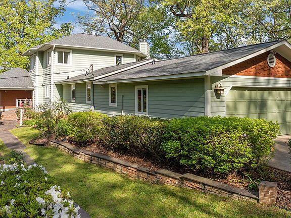 3rd image of 373 Sagamore Dr