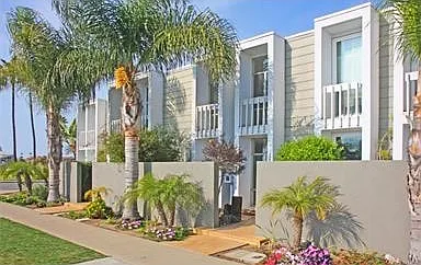 2 bed, 1020 sqft, $4,300 — Photo 1