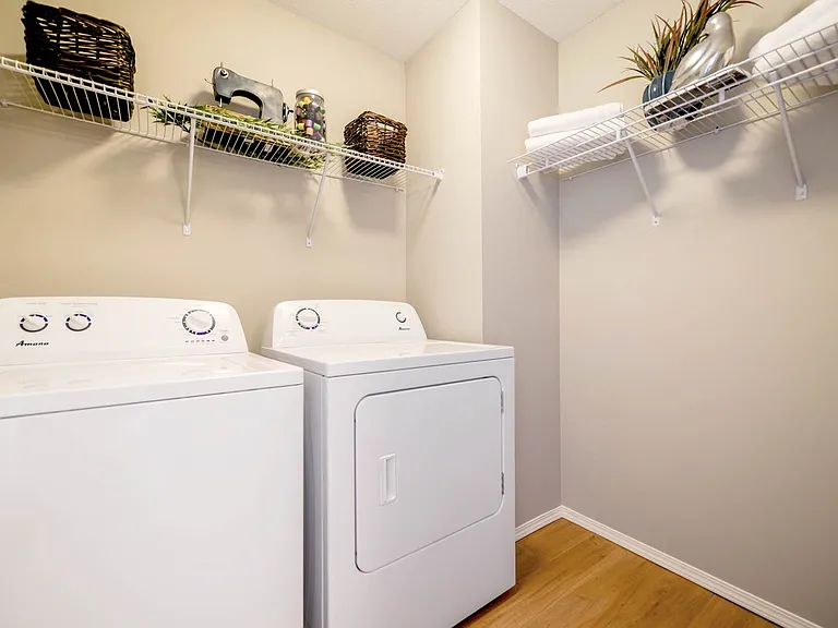 1745 Cunningham Way SW — Photo 15