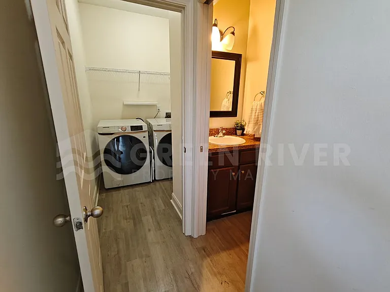 3107 Zeyno Dr — Photo 12