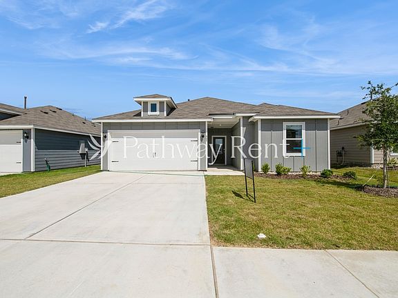 2nd image of 905 Mountain Goat Ln