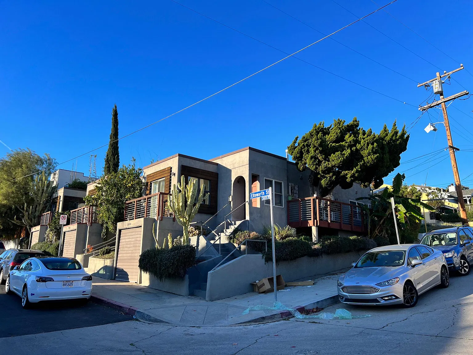 1 bed, 800 sqft, $3,500 — Photo 2