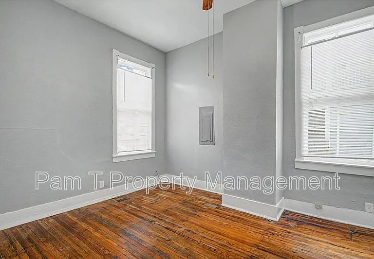 402 E Park Ave #1B — Photo 15