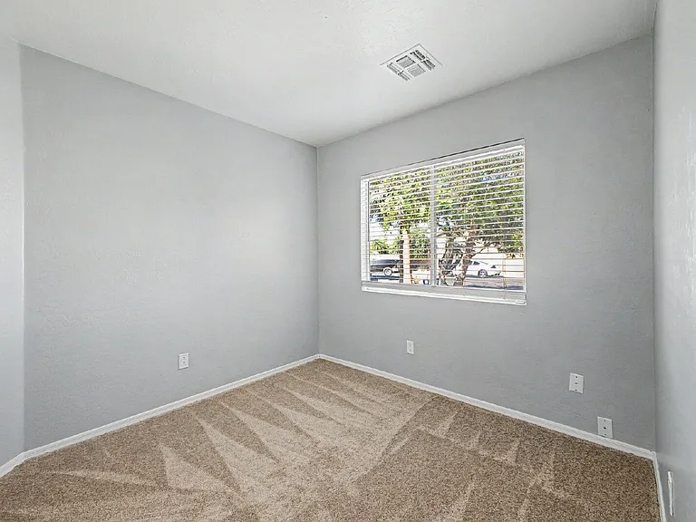 14718 N 154th Ln — Photo 20